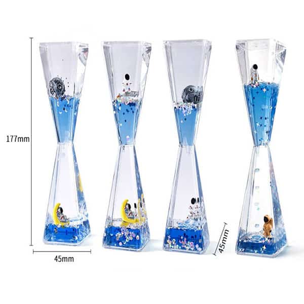 دکوراتیو فضانورد شناور